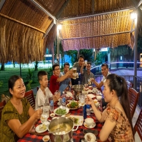 Album ﻿Album Ẩm Thực Dân Dã